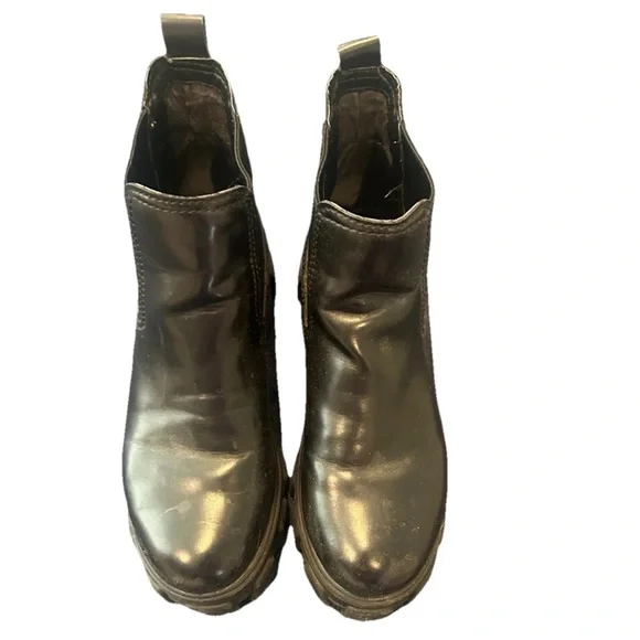 Circus by Sam Edelman Darielle chunky lug Sole platform, Chelsea boot - Picture 2 of 6